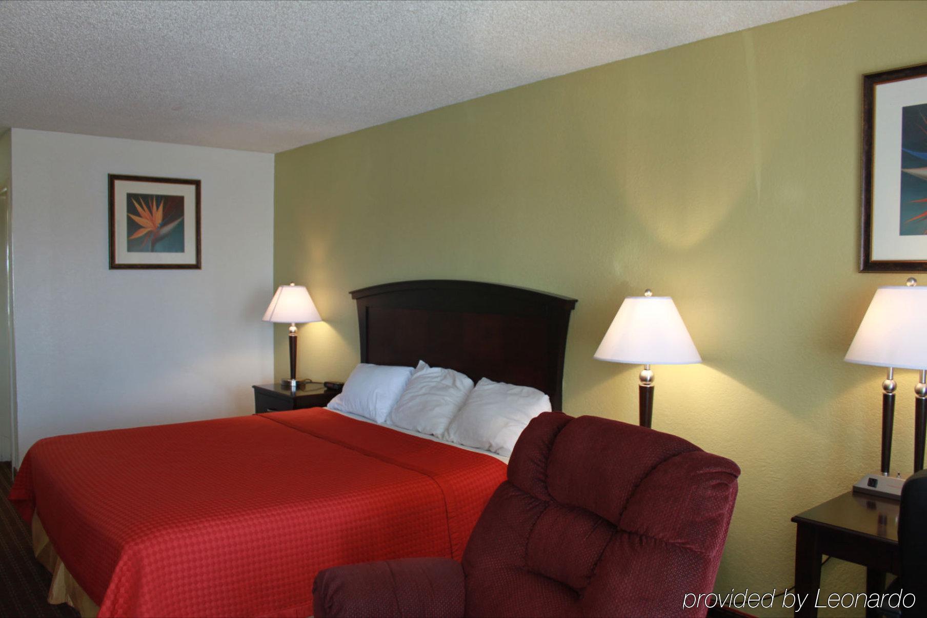Quality Inn Plainview Room photo